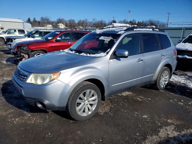 SUBARU FORESTER 2 2012 with VIN JF2SHADC2CH415307 - Photo from auction