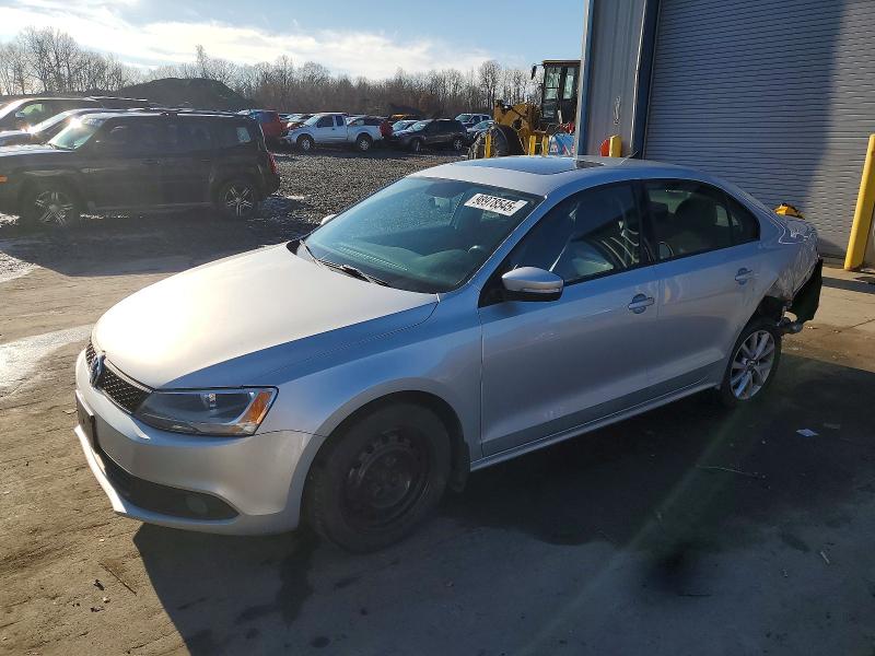 VOLKSWAGEN JETTA SE 2012 with VIN 3VWBP7AJ0CM383604 - Photo from auction