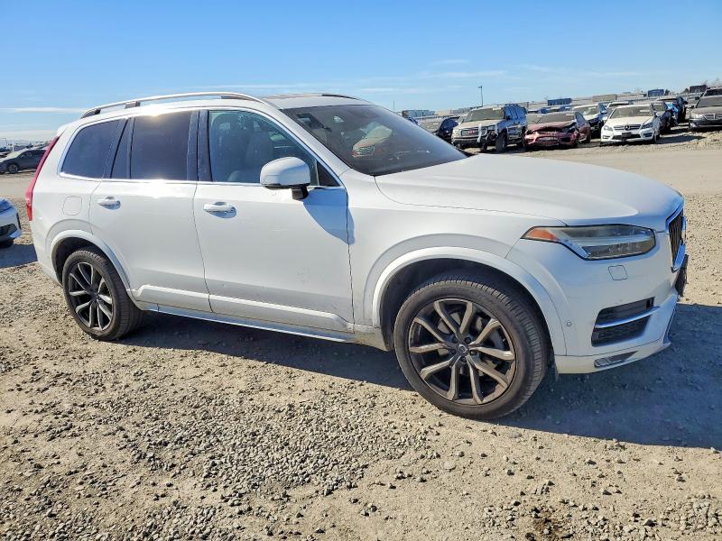 Photo 4 from auction – 2017 VOLVO XC90 T6 with VIN YV4A22PK2H1129393