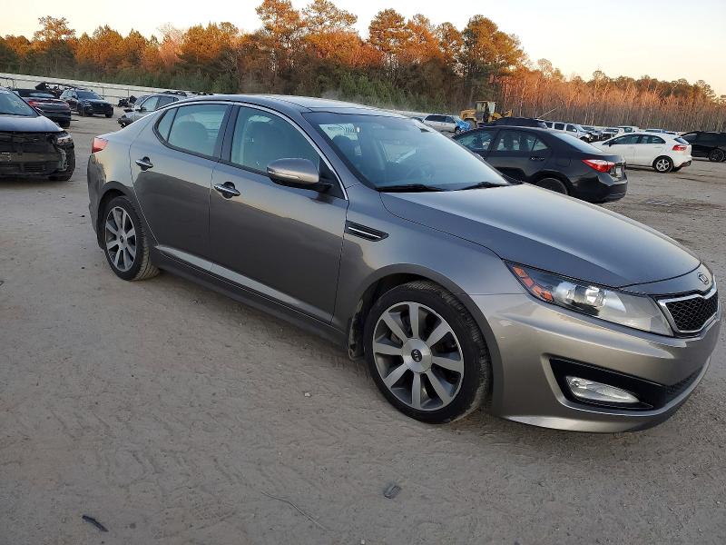 Photo 4 from auction – 2012 KIA OPTIMA SX with VIN 5XXGR4A63CG014010