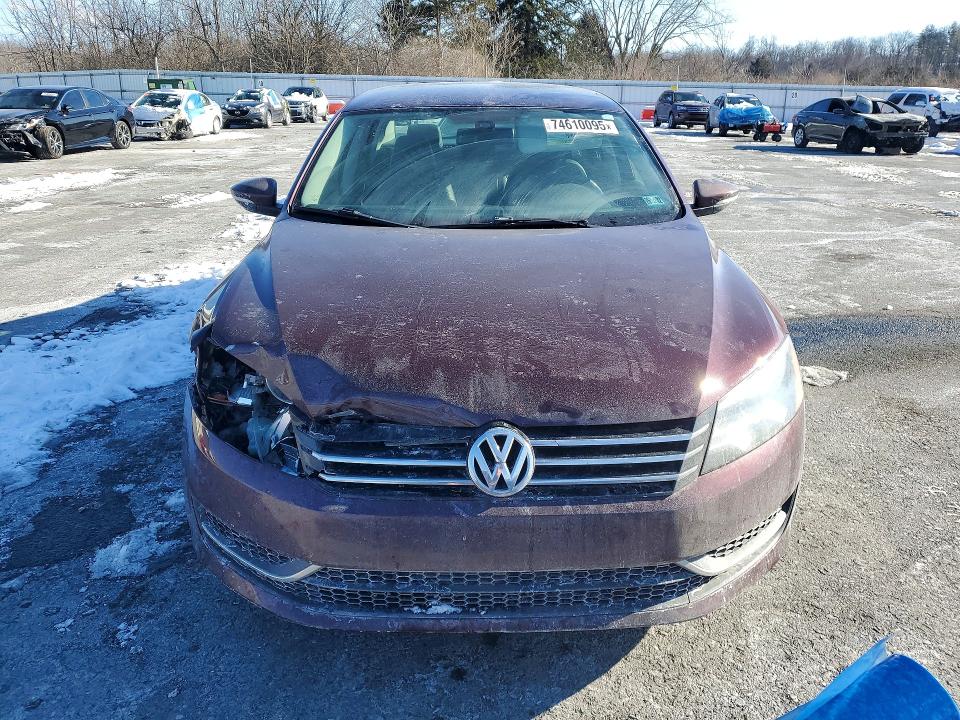 Photo 5 from auction – 2012 VOLKSWAGEN PASSAT with VIN 1VWBP7A37CC051405
