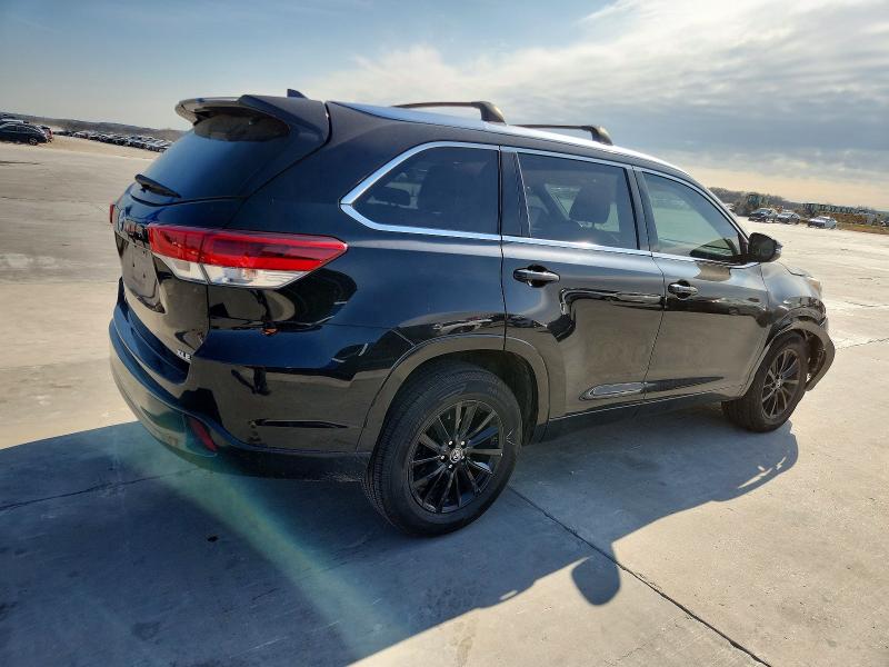 Photo 3 from auction – 2019 TOYOTA HIGHLANDER with VIN 5TDKZRFH1KS322758