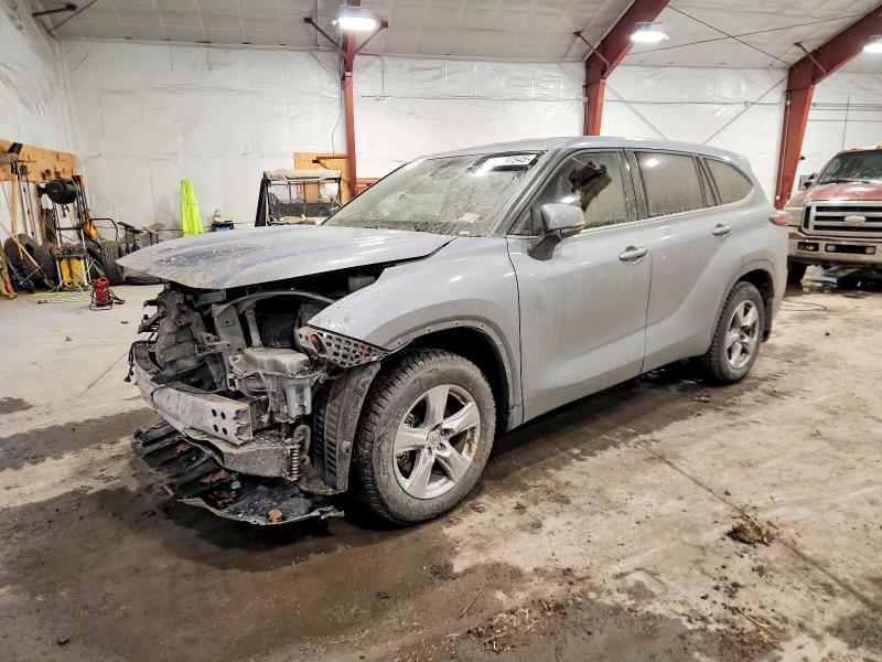 TOYOTA HIGHLANDER 2021 with VIN 5TDBZRBH5MS129098 - Photo from auction