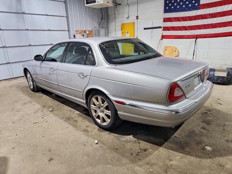 Photo 2 from auction – 2004 JAGUAR XJ8 with VIN SAJEA71C84SG03085