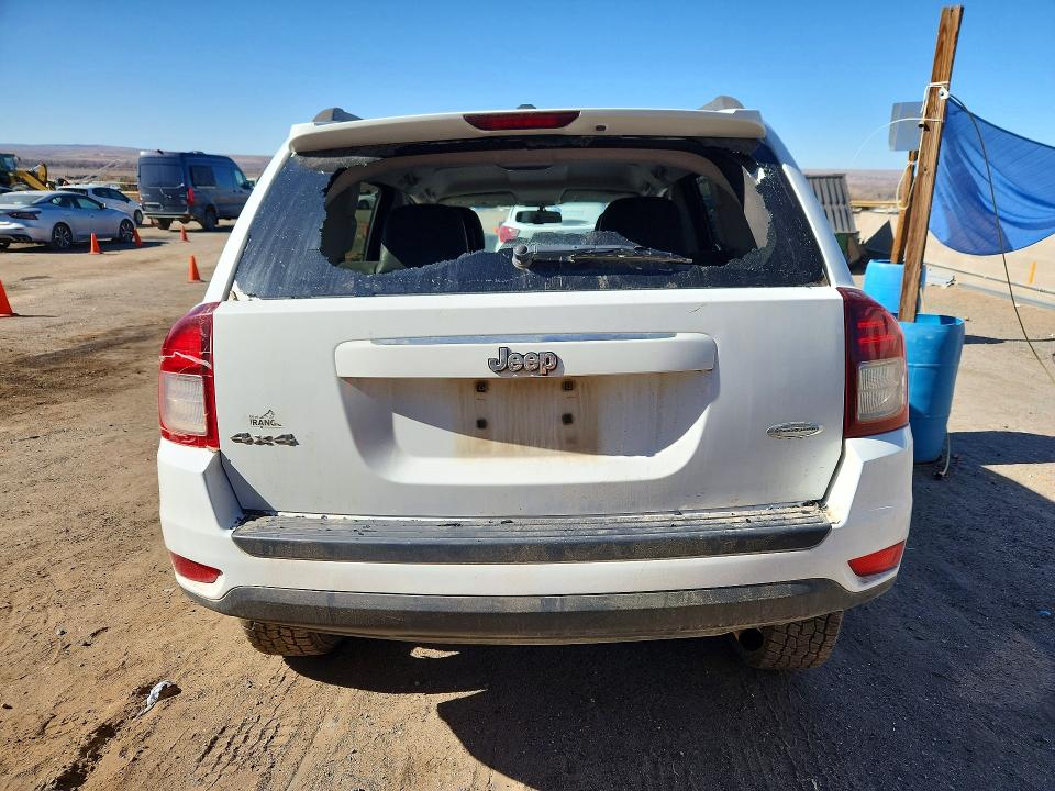 Photo 6 from auction – 2016 JEEP COMPASS LA with VIN 1C4NJDEB9GD663543