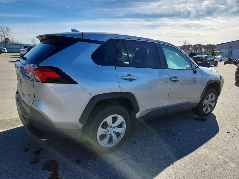 Photo 3 from auction – 2022 TOYOTA RAV4 LE with VIN 2T3H1RFV8NC198256