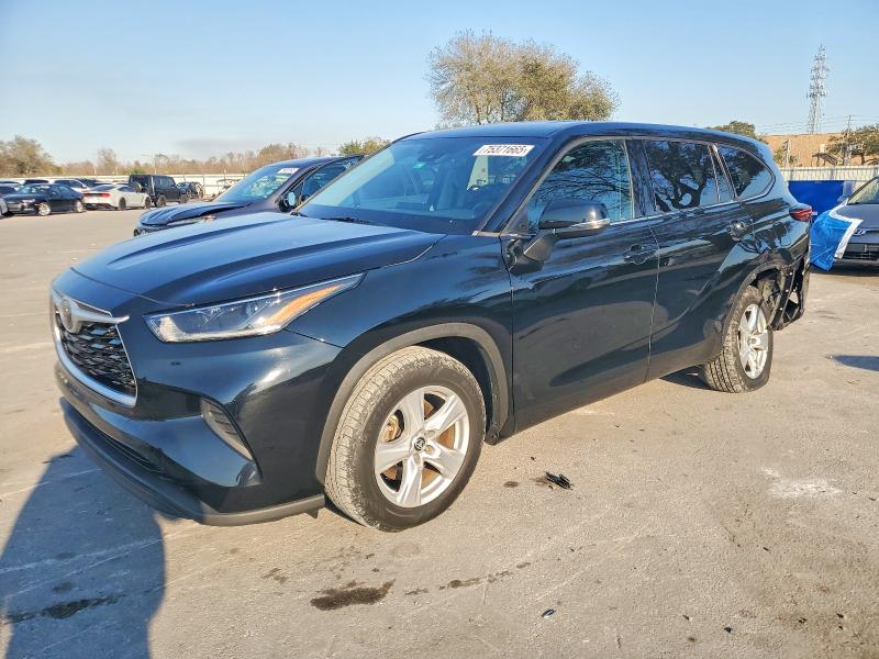 Photo 1 from auction – 2021 TOYOTA HIGHLANDER with VIN 5TDCZRAH8MS517786