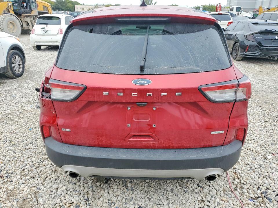 Photo 6 from auction – 2020 FORD ESCAPE with VIN 1FMCU0G68LUA06455