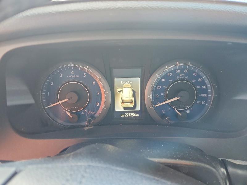 Photo 9 from auction – 2015 TOYOTA SIENNA XLE with VIN 5TDDK3DC7FS103116