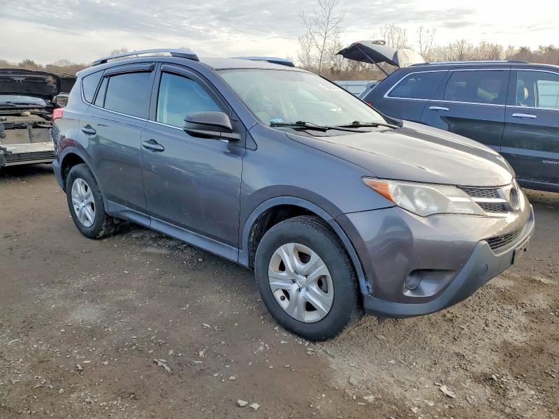 Photo 4 from auction – 2014 TOYOTA RAV4 LE with VIN 2T3BFREV0EW214974