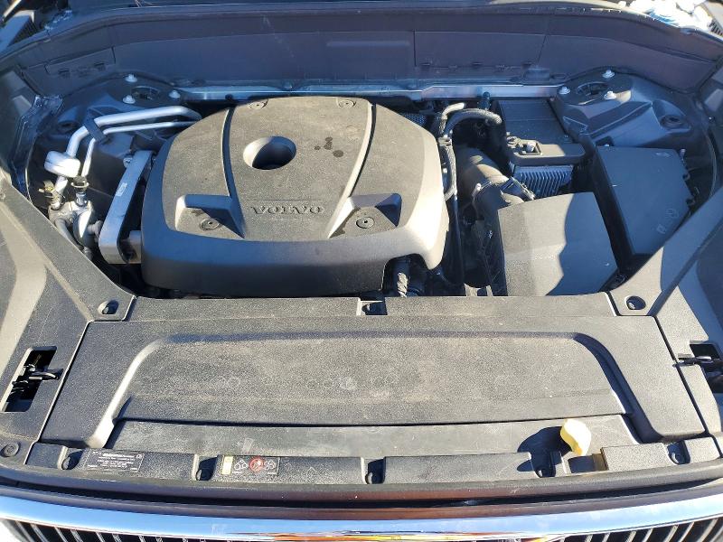 Photo 12 from auction – 2017 VOLVO XC90 T5 with VIN YV4102XK8H1115701