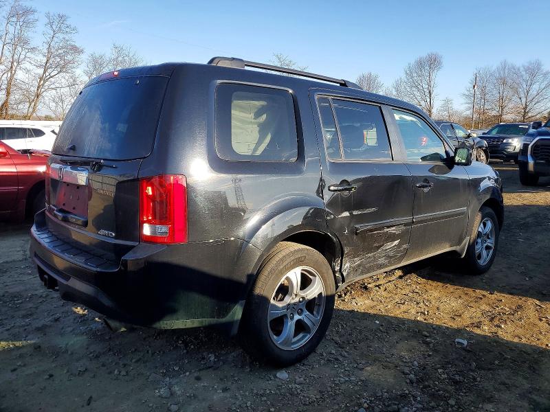 Photo 3 from auction – 2013 HONDA PILOT EX with VIN 5FNYF4H48DB055867