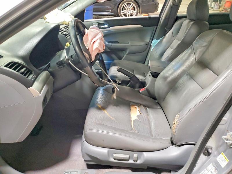 Photo 7 from auction – 2004 ACURA TSX with VIN JH4CL968X4C004338