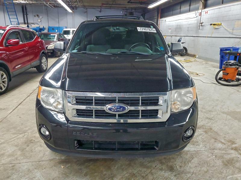 Photo 5 from auction – 2011 FORD ESCAPE XLT with VIN 1FMCU9DG9BKA06475