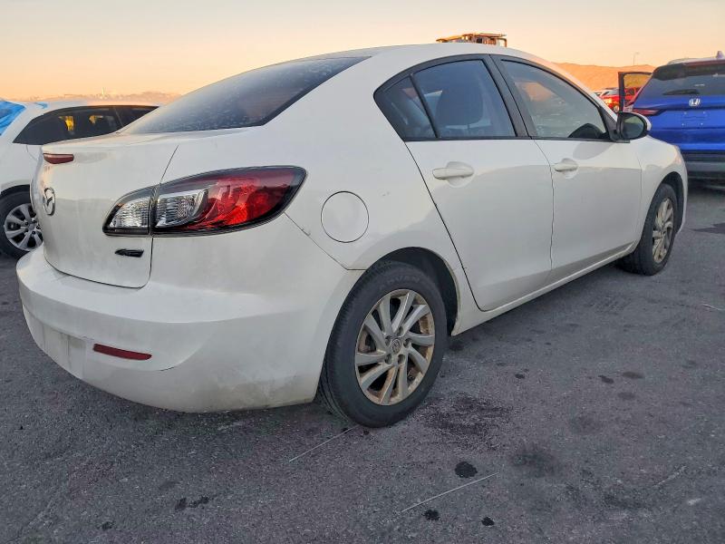 Photo 3 from auction – 2012 MAZDA 3 I with VIN JM1BL1V76C1647951