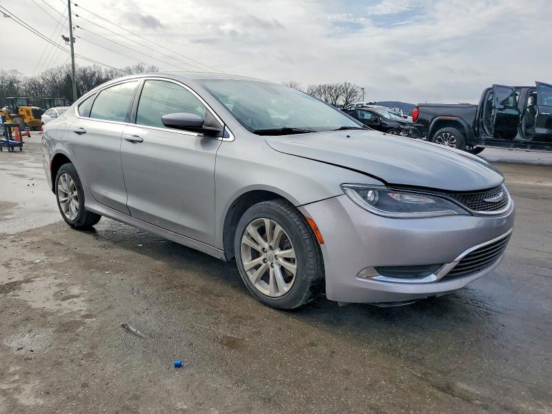 Photo 4 from auction – 2015 CHRYSLER 200 LIMITE with VIN 1C3CCCAB1FN666256
