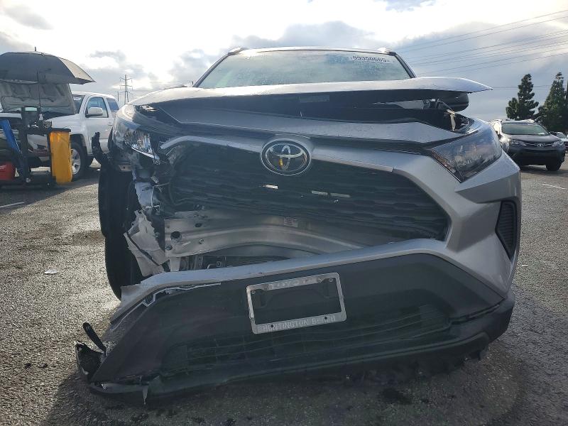 Photo 5 from auction – 2019 TOYOTA RAV4 with VIN 2T3H1RFV0KC007375