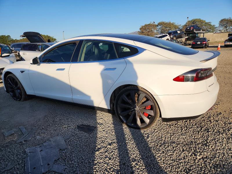Photo 2 from auction – 2013 TESLA MODEL S with VIN 5YJSA1DP6DFP05346
