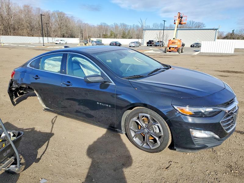 Photo 4 from auction – 2023 CHEVROLET MALIBU with VIN 1G1ZD5ST0PF226975