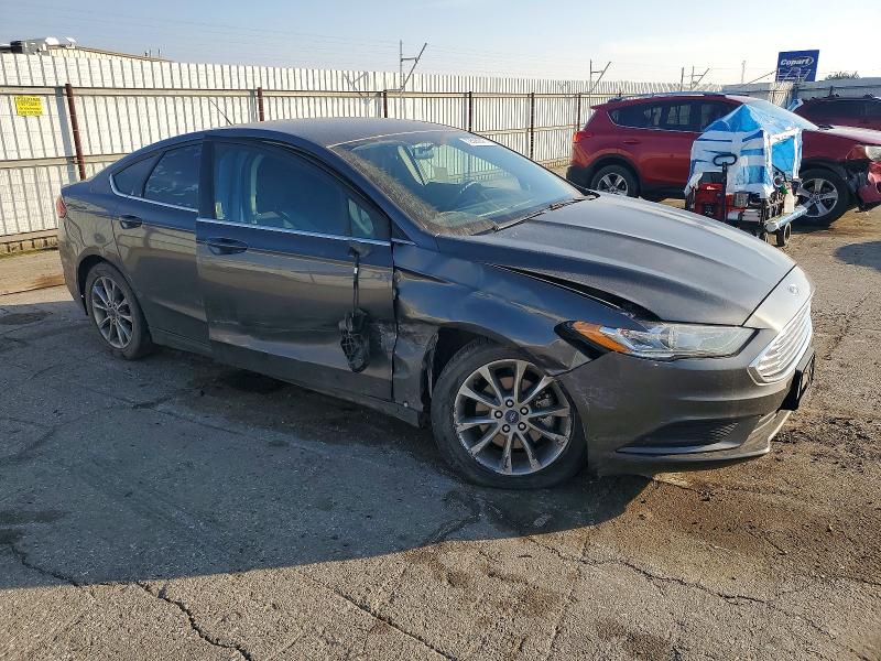 Photo 4 from auction – 2017 FORD FUSION SE with VIN 3FA6P0HD3HR380126