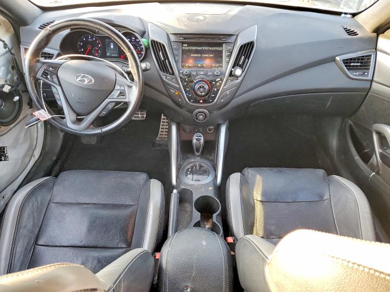 Photo 8 from auction – 2016 HYUNDAI VELOSTER with VIN KMHTC6AE1GU279989