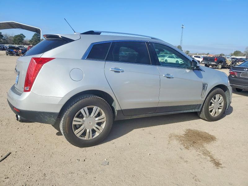 Zdjęcie 3 z aukcji – 2015 CADILLAC SRX z VIN 3GYFNBE37FS586704