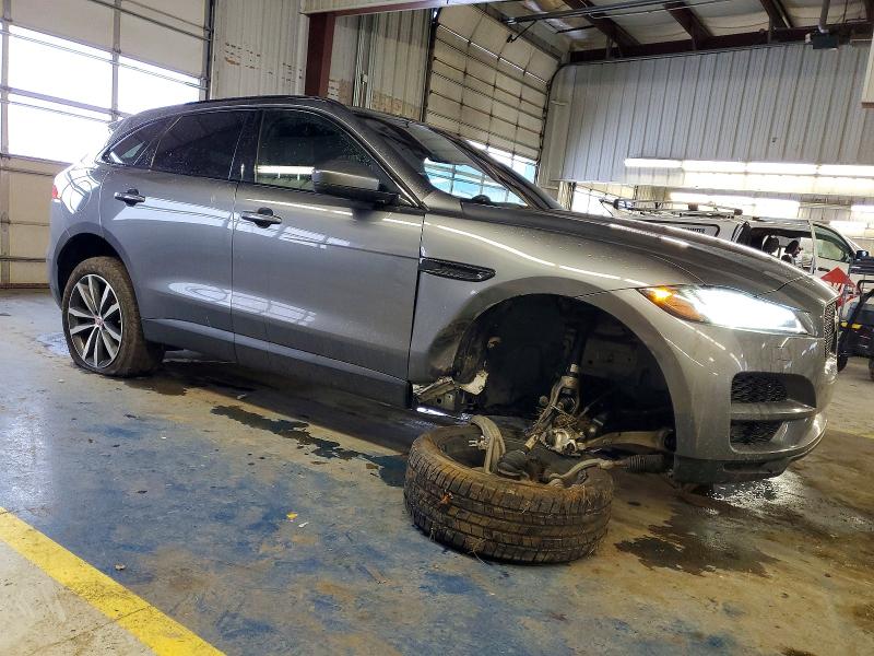Photo 4 from auction – 2018 JAGUAR F-PACE PRE with VIN SADCK2GX0JA351495