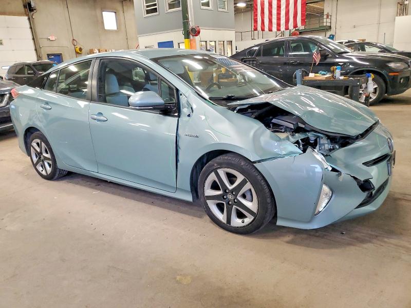 Photo 4 from auction – 2016 TOYOTA PRIUS with VIN JTDKARFU3G3024807