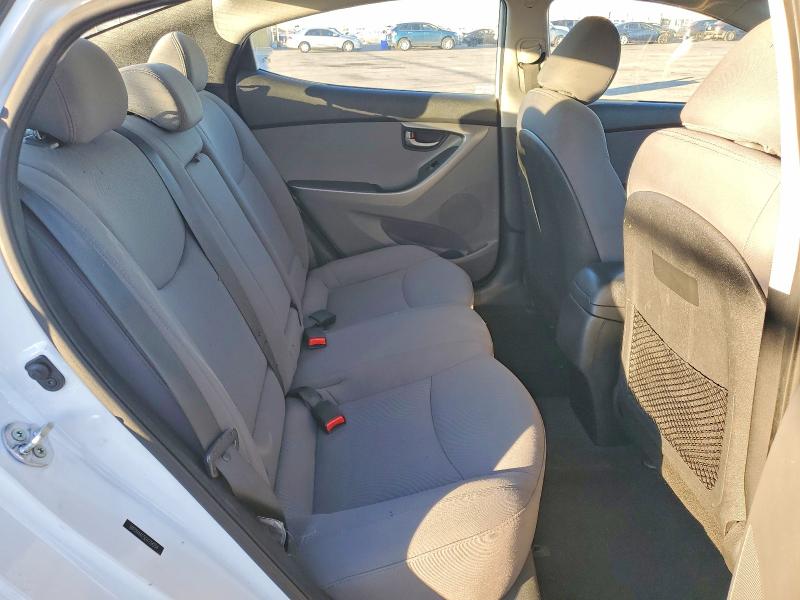 Photo 10 from auction – 2016 HYUNDAI ELANTRA SE with VIN 5NPDH4AE5GH734254