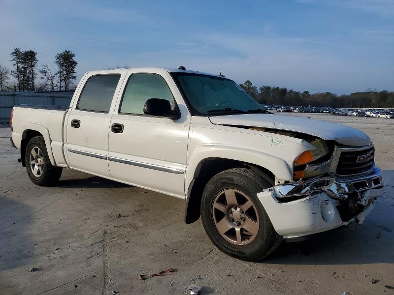 Photo 4 from auction – 2005 GMC NEW SIERRA with VIN 2GTEC13T351205414