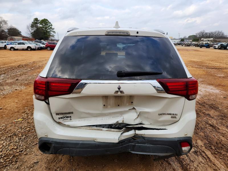 Photo 6 from auction – 2018 MITSUBISHI OUTLANDER with VIN JA4AD3A35JZ001946