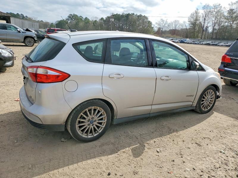 Photo 3 from auction – 2013 FORD C-MAX SE with VIN 1FADP5AU1DL530287