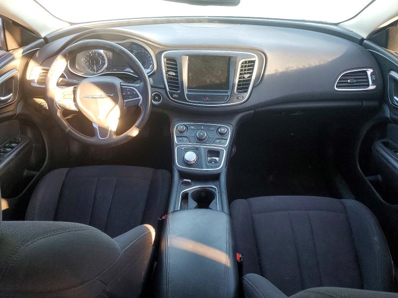 Photo 8 from auction – 2015 CHRYSLER 200 LIMITE with VIN 1C3CCCAB7FN627381