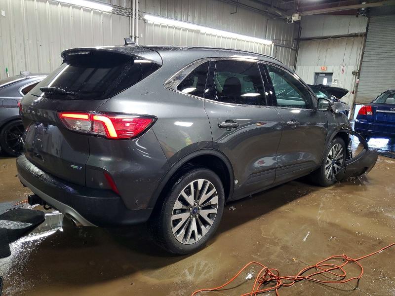 Photo 3 from auction – 2020 FORD ESCAPE TIT with VIN 1FMCU9J99LUB93499
