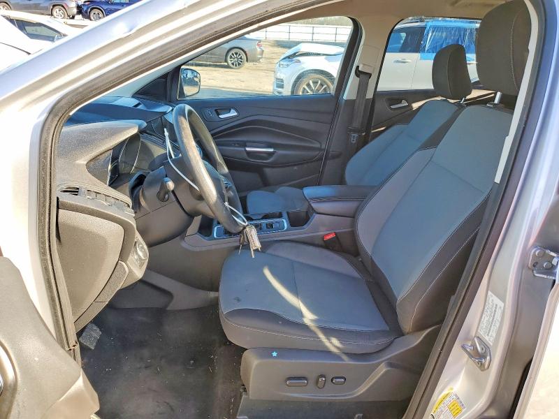 Photo 7 from auction – 2018 FORD ESCAPE SE with VIN 1FMCU9GDXJUB98302