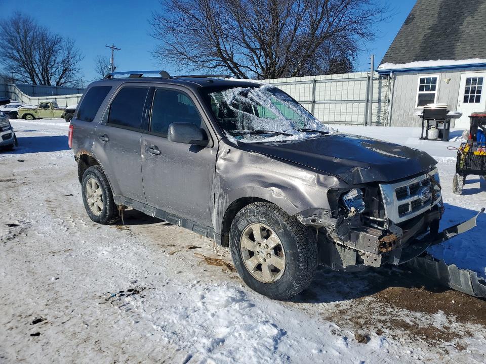 Photo 4 from auction – 2012 FORD ESCAPE LIM with VIN 1FMCU9E70CKC63640