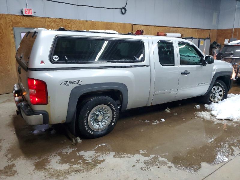 Photo 3 from auction – 2010 CHEVROLET SILVERADO with VIN 1GCSKPE32AZ216184