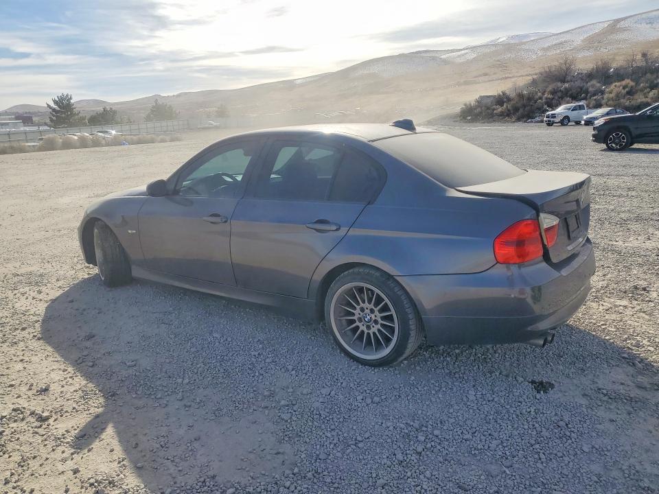 Photo 2 from auction – 2006 BMW 325 I AUTO with VIN WBAVB175X6NK40074