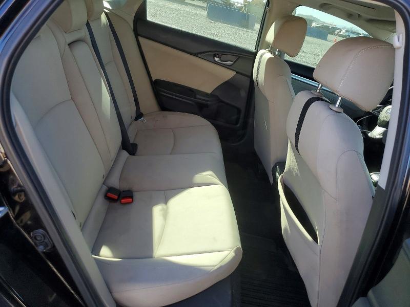 Photo 10 from auction – 2018 HONDA CIVIC EX with VIN 19XFC2F74JE026305