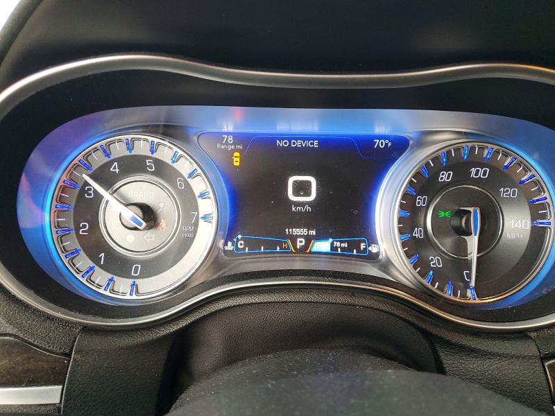 Photo 9 from auction – 2015 CHRYSLER 300C with VIN 2C3CCAEG4FH903700