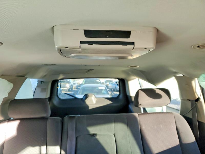 Photo 10 from auction – 2009 CHEVROLET SUBURBAN with VIN 1GNFK26359R280242