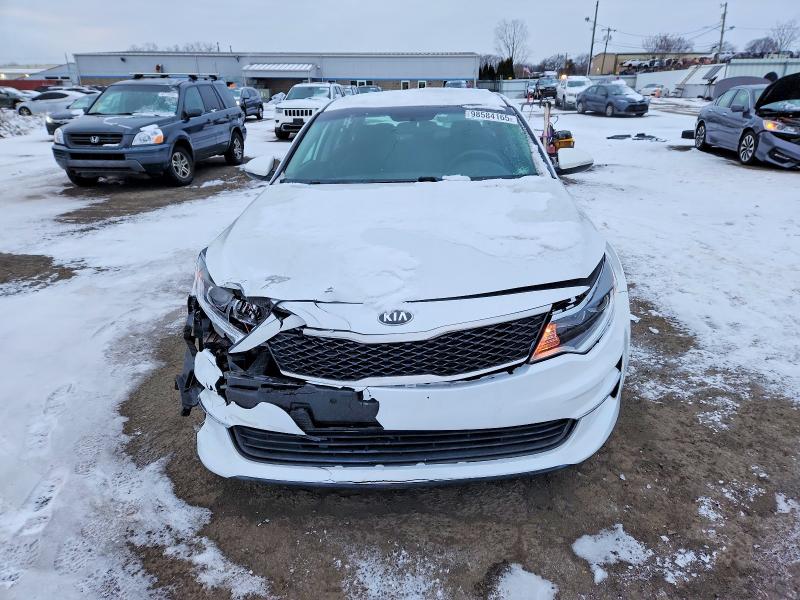 Photo 5 from auction – 2018 KIA OPTIMA LX with VIN 5XXGT4L34JG199847