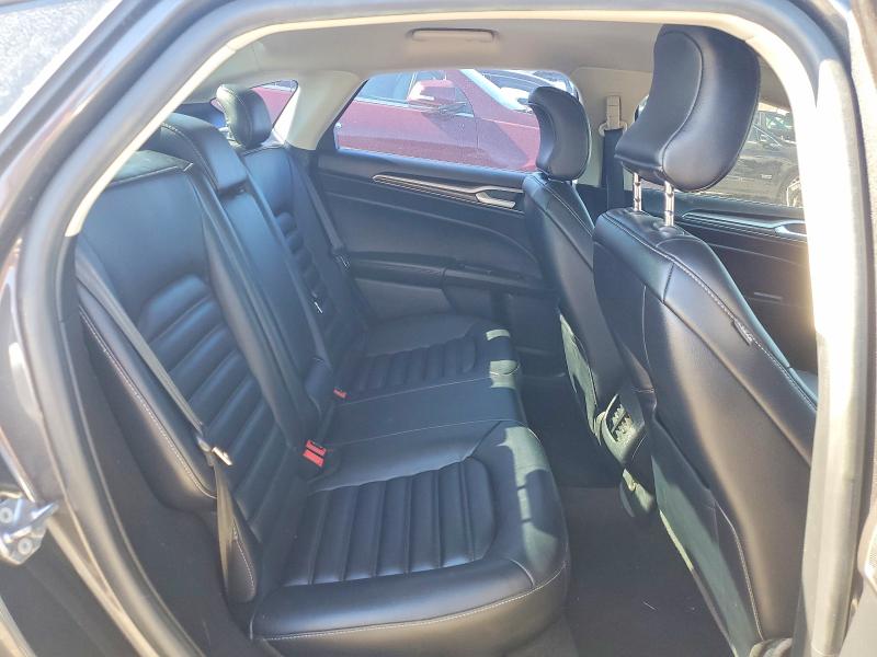 Photo 10 from auction – 2019 FORD FUSION with VIN 3FA6P0CD6KR237735