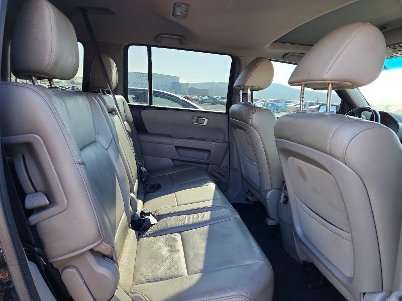 Photo 11 from auction – 2015 HONDA PILOT EXL with VIN 5FNYF4H58FB013856
