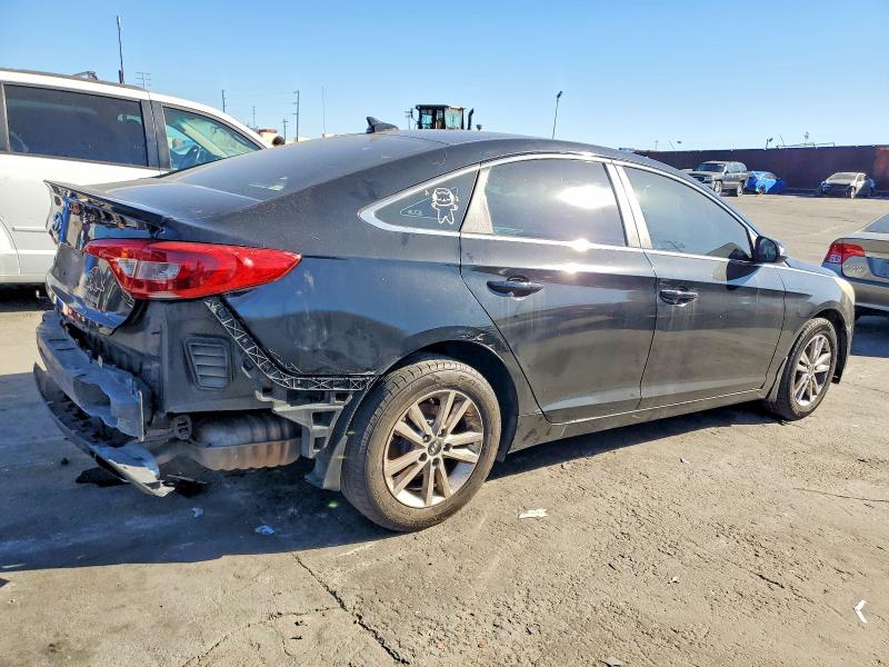 Photo 3 from auction – 2015 HYUNDAI SONATA SE with VIN 5NPE24AF0FH244351
