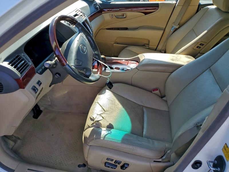 Photo 7 from auction – 2009 LEXUS LS 460 with VIN JTHBL46F095085357