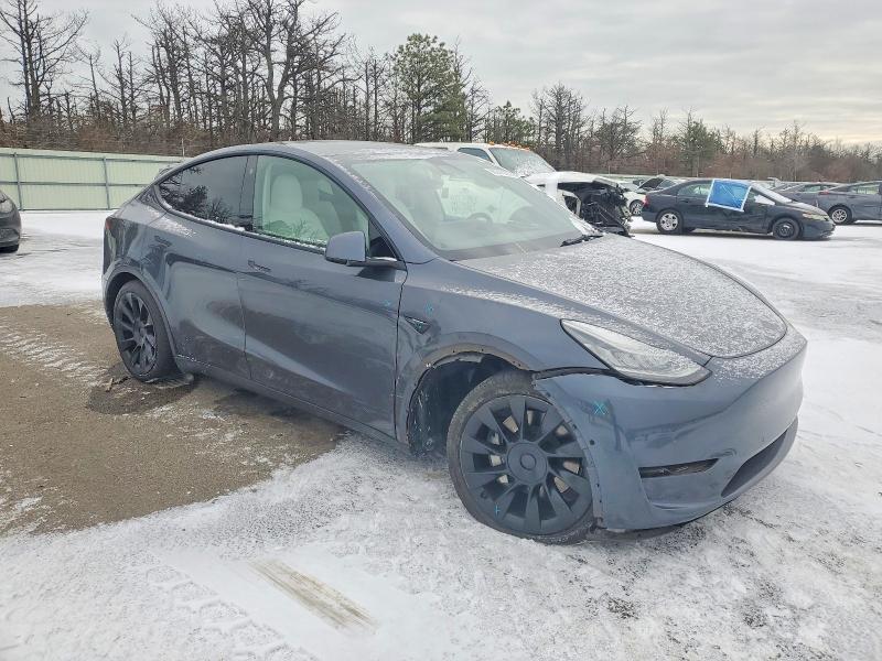 Photo 4 from auction – 2021 TESLA MODEL Y with VIN 5YJYGDEE3MF158057