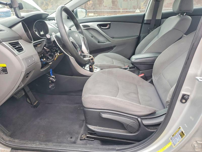 Photo 7 from auction – 2011 HYUNDAI ELANTRA GL with VIN KMHDH4AE2BU131840
