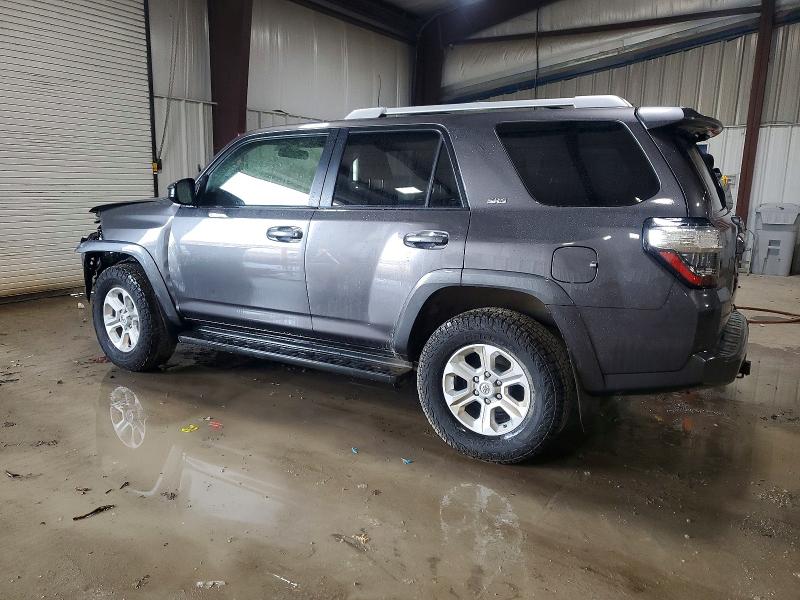 Photo 2 from auction – 2015 TOYOTA 4RUNNER SR with VIN JTEBU5JR8F5236474