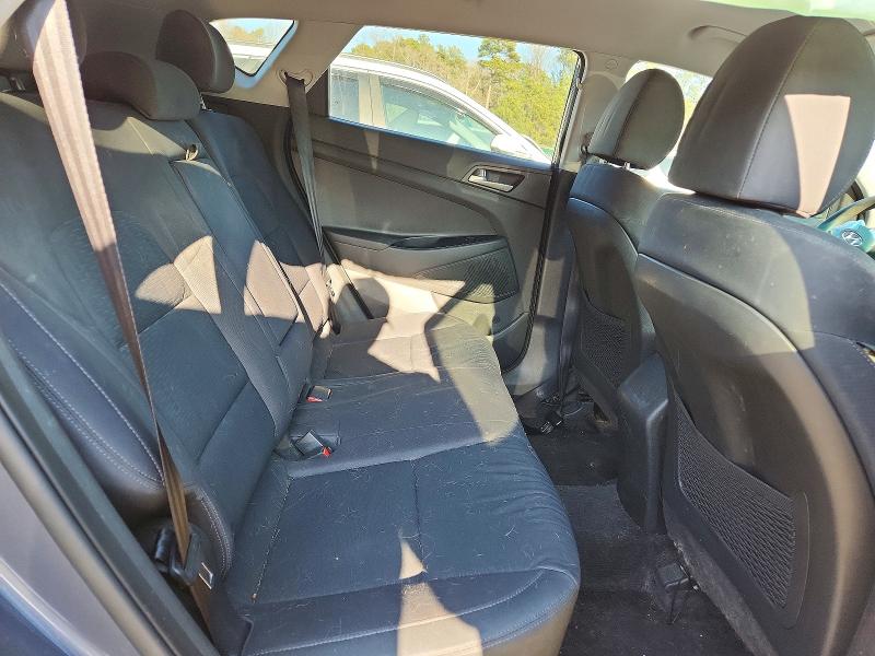 Photo 11 from auction – 2019 HYUNDAI TUCSON LIM with VIN KM8J3CA41KU080219